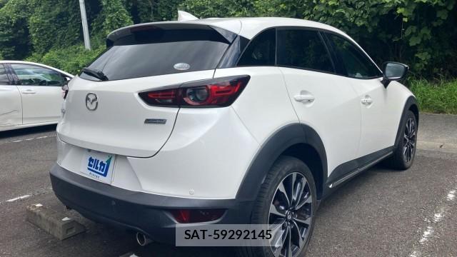 Mazda CX-3 2018-05 8434693-12