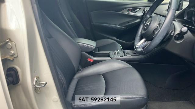 Mazda CX-3 2018-05 8434693-5