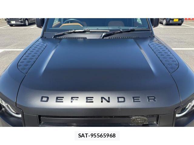 Land Rover DEFENDER 2024-10 8434494-15