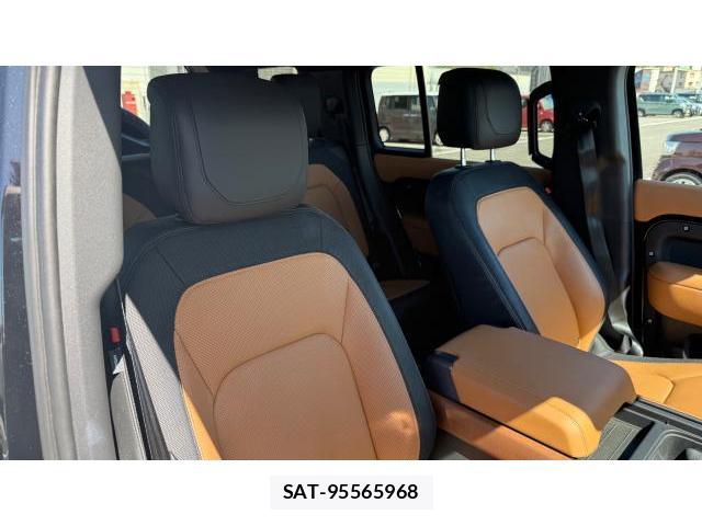 Land Rover DEFENDER 2024-10 8434494-5