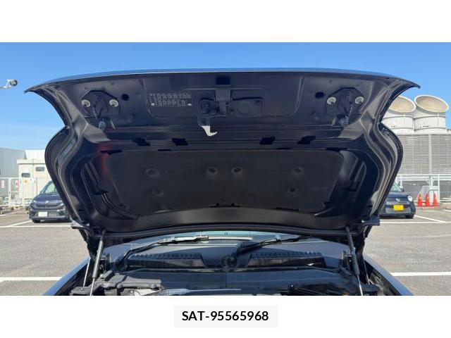Land Rover DEFENDER 2024-10 8434494-7