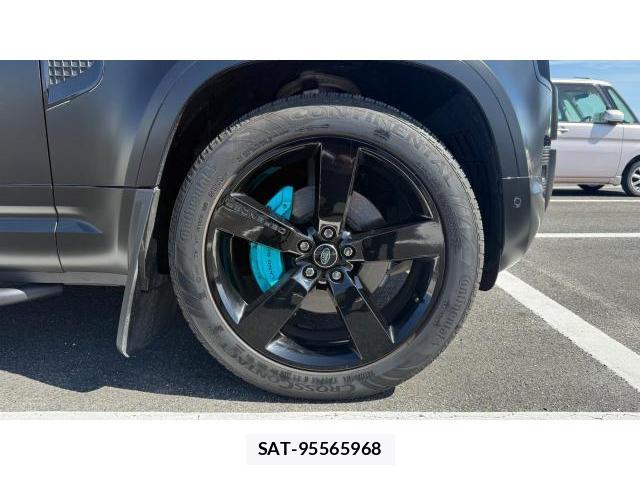 Land Rover DEFENDER 2024-10 8434494-9