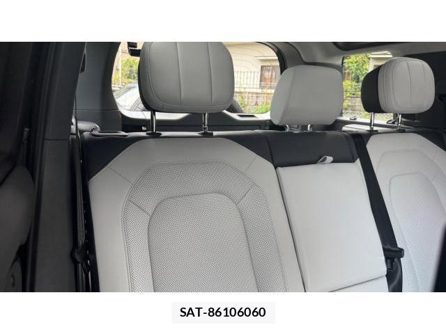 Land Rover DEFENDER 2025 8434586-8