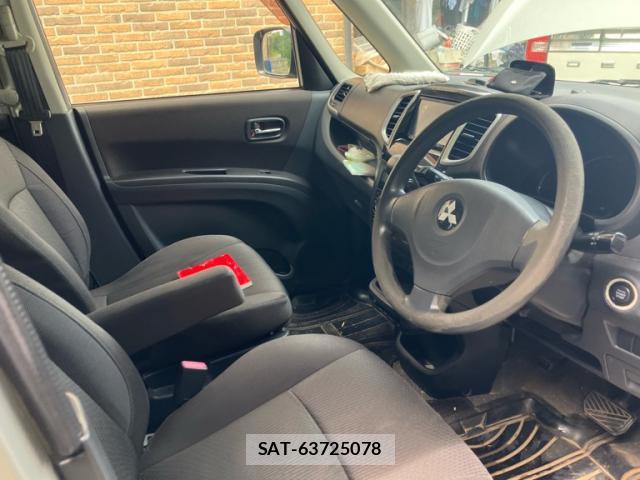 Mitsubishi DELICA 2013-09 8434163-10