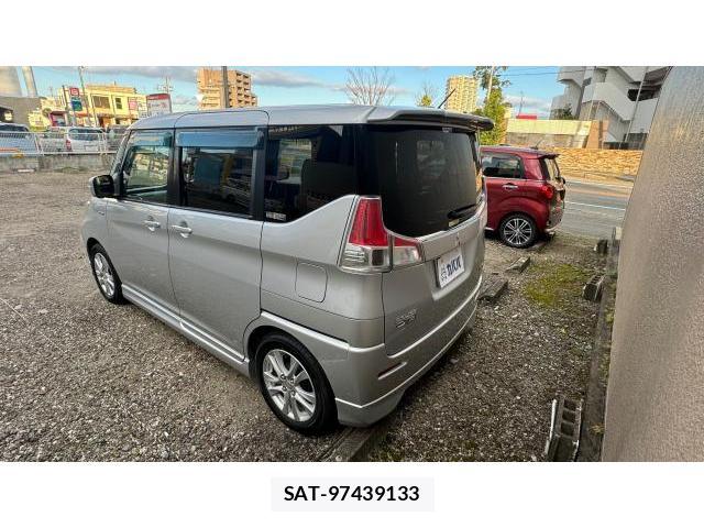 Mitsubishi DELICA 2018-10 8434320-15
