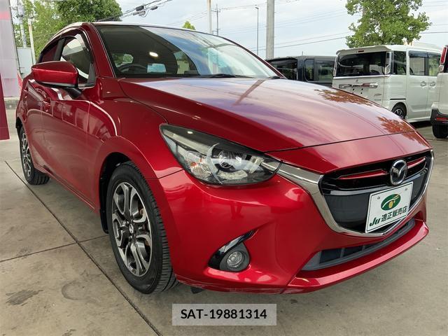Mazda DEMIO 2015-12 8434071-5