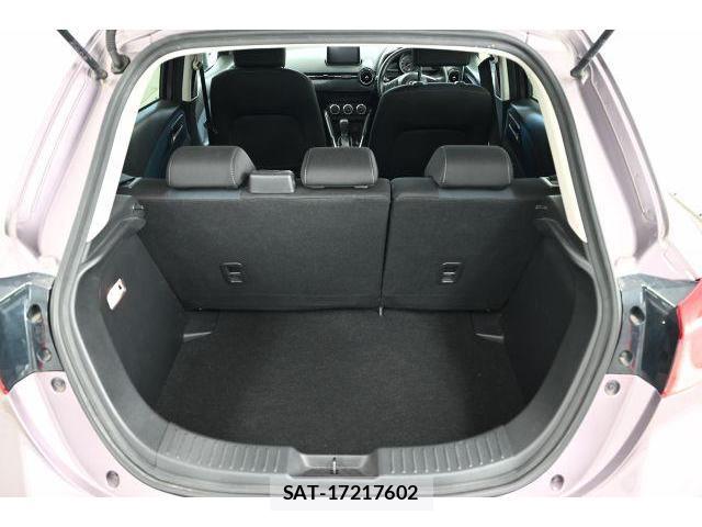Mazda DEMIO 2014-11 8435090-10
