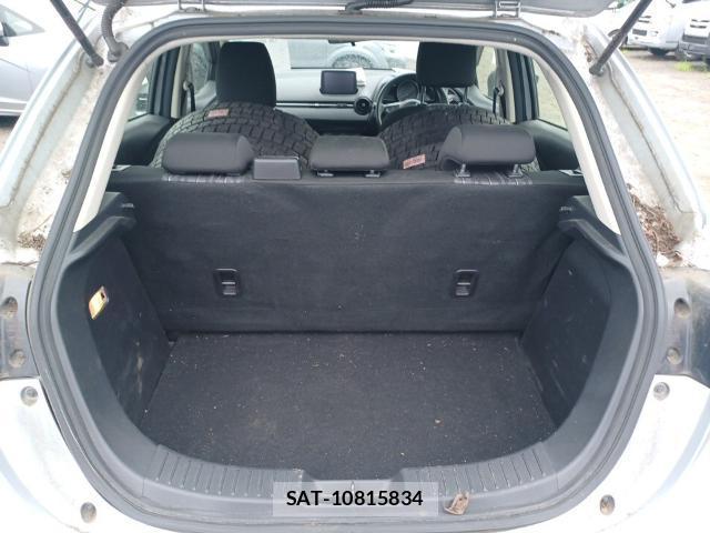 Mazda DEMIO 2017-08 8435241-7
