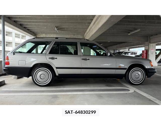 Mercedes Benz E-CLASS 1994 8434554-2