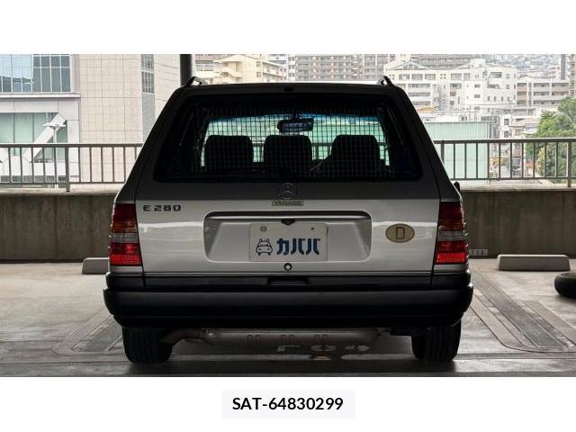 Mercedes Benz E-CLASS 1994 8434554-3