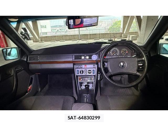 Mercedes Benz E-CLASS 1994 8434554-4