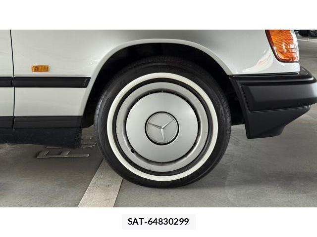 Mercedes Benz E-CLASS 1994 8434554-6