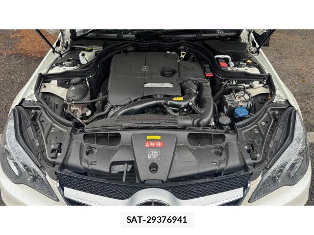 Mercedes Benz E-CLASS 2014-11 8434482-9