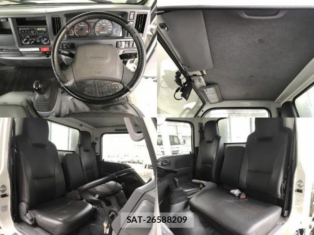 Isuzu ELF TRUCK 2019-06 8435100-13
