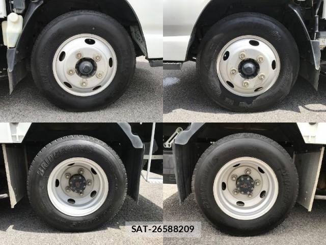 Isuzu ELF TRUCK 2019-06 8435100-16