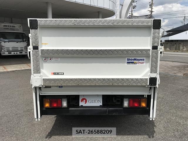 Isuzu ELF TRUCK 2019-06 8435100-6