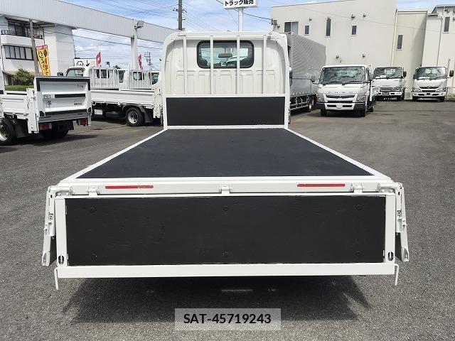 Isuzu ELF TRUCK 2019-08 8435101-9