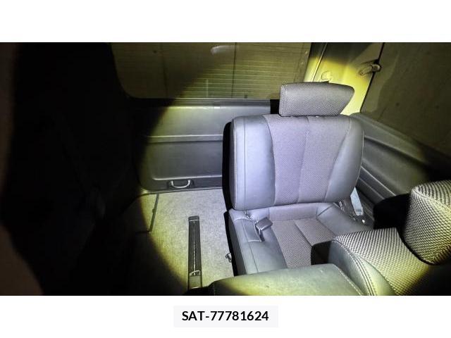 Nissan ELGRAND 2008 8434553-7