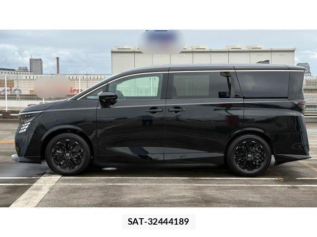 Nissan ELGRAND 2026 8434609-3