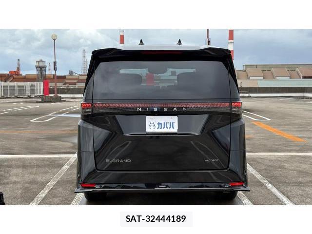 Nissan ELGRAND 2026 8434609-4