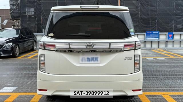 Nissan ELGRAND 2014-01 8434685-1