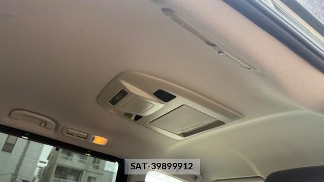Nissan ELGRAND 2014-01 8434685-15