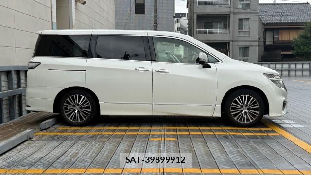 Nissan ELGRAND 2014-01 8434685-3