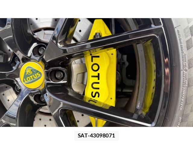 Lotus Emira 2023 8434450-17
