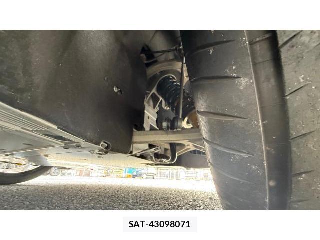 Lotus Emira 2023 8434450-18