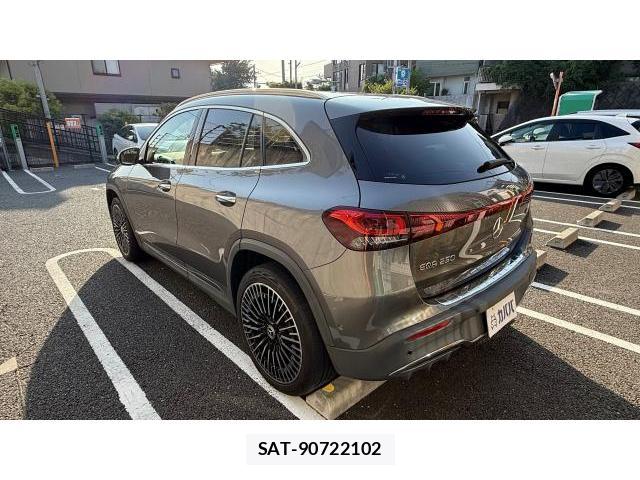 Mercedes Benz EQA 2021 8434525-15