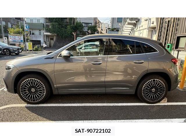 Mercedes Benz EQA 2021 8434525-16