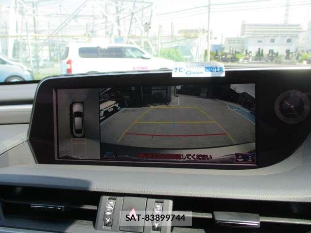 Lexus ES 2021-06 8434283-17
