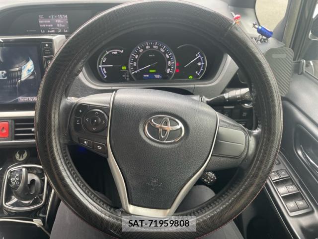 Toyota ESQUIRE 2015-07 8434194-19