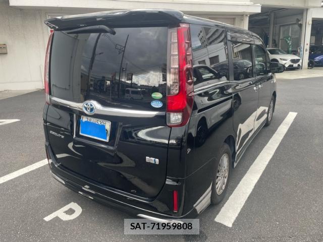Toyota ESQUIRE 2015-07 8434194-2