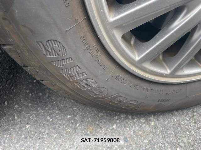 Toyota ESQUIRE 2015-07 8434194-5