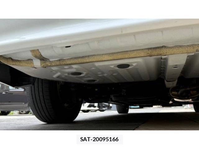 Toyota ESQUIRE 2018 8434550-15