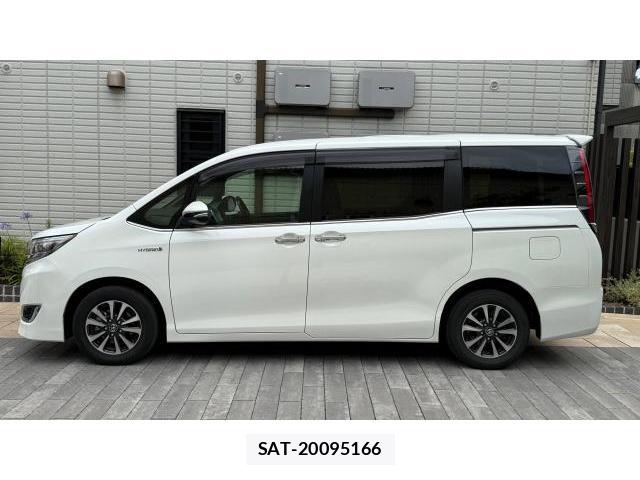 Toyota ESQUIRE 2018 8434550-2