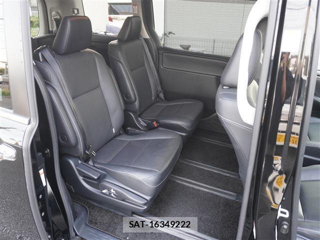 Toyota ESQUIRE 2015-09 8434759-13