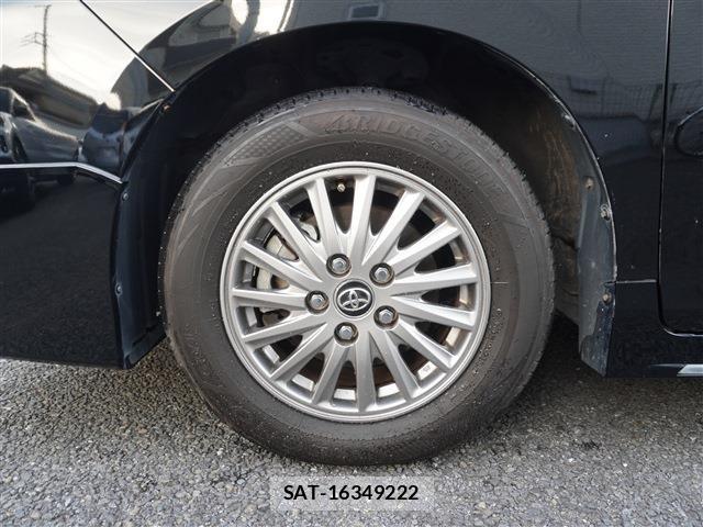 Toyota ESQUIRE 2015-09 8434759-19