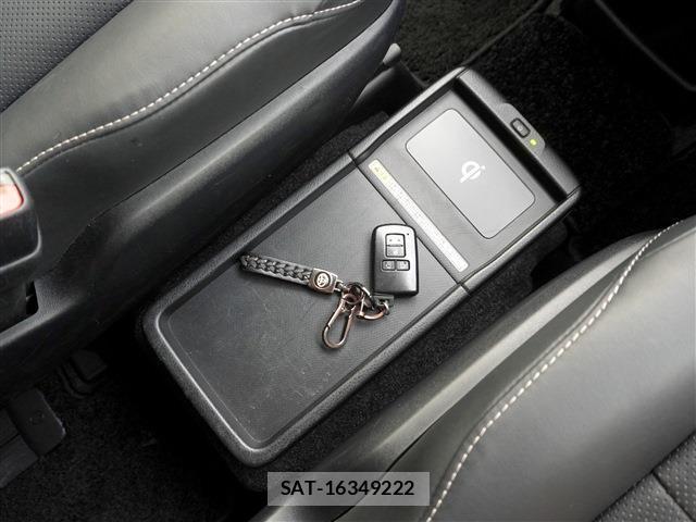 Toyota ESQUIRE 2015-09 8434759-7