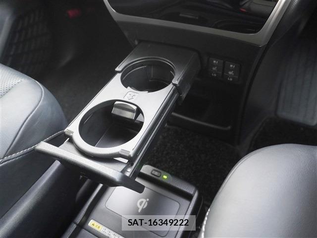 Toyota ESQUIRE 2015-09 8434759-8