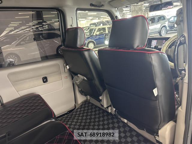 Suzuki EVERY WAGON 2012-03 8435080-13