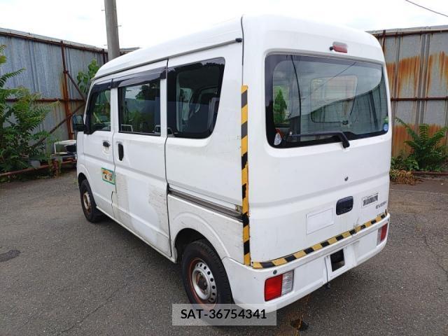 Suzuki EVERY 2018-06 8433879-4