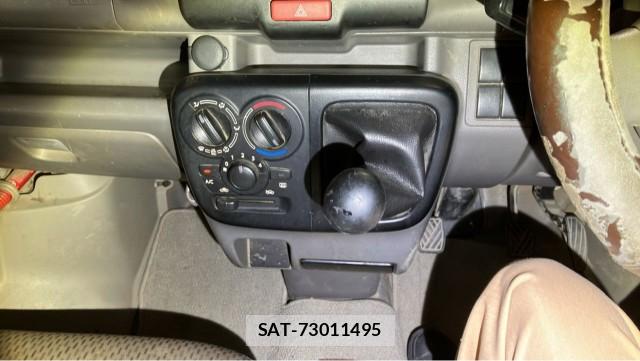 Suzuki EVERY 2015-07 8434676-14