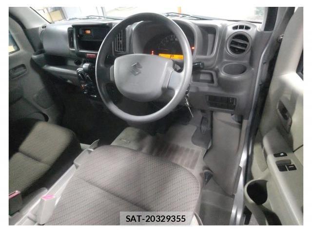 Suzuki EVERY 2017-12 8435019-1