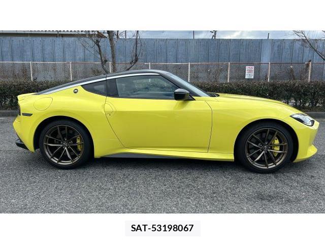Nissan FAIRLADY Z 2022-10 8434342-2