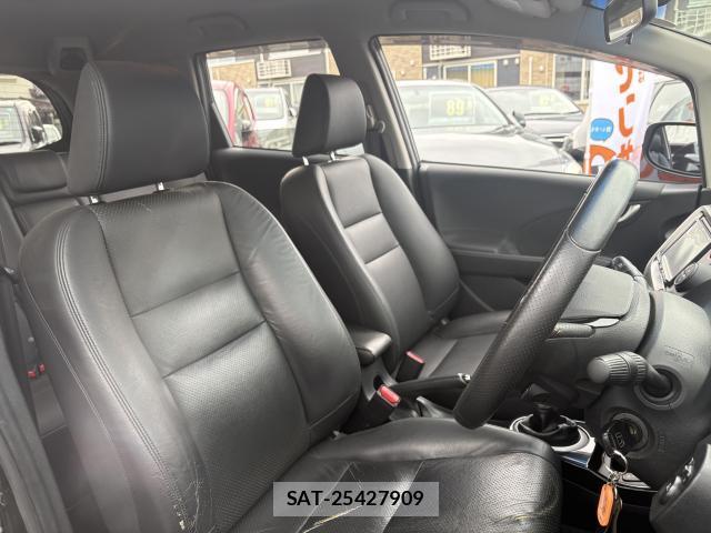 Honda FIT HYBRID 2012-07 8435146-16