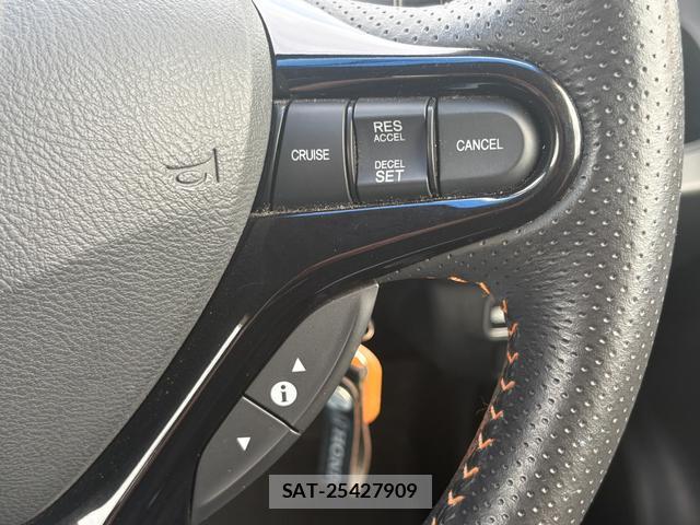 Honda FIT HYBRID 2012-07 8435146-17