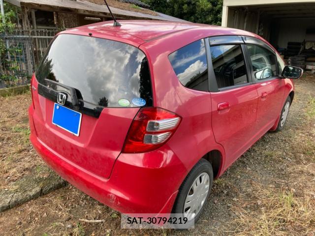 Honda FIT 2010-08 8433754-2