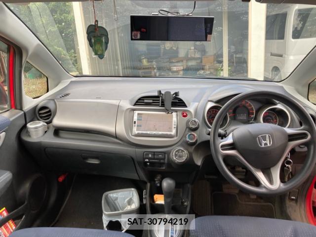 Honda FIT 2010-08 8433754-5